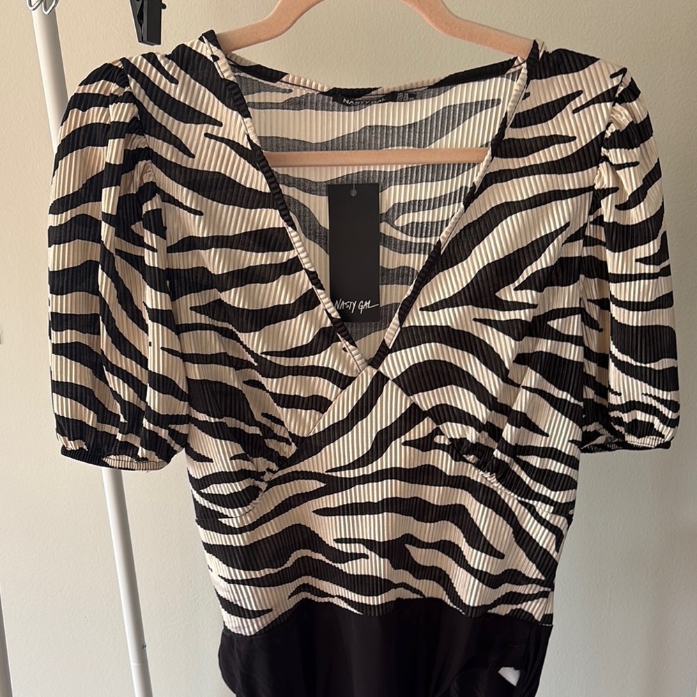 Nasty Gal Zebra V-neck Bodysuit NWT